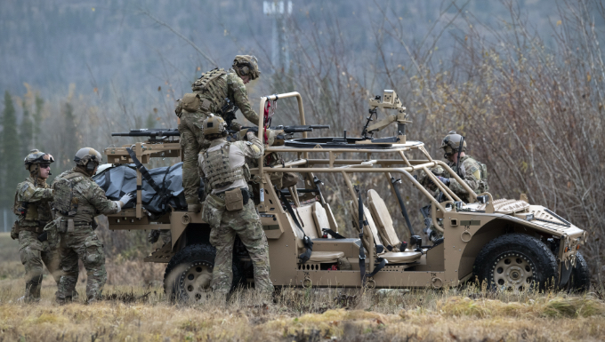 Alaska Air Guard pararescue save pilot near Knik Glacier
